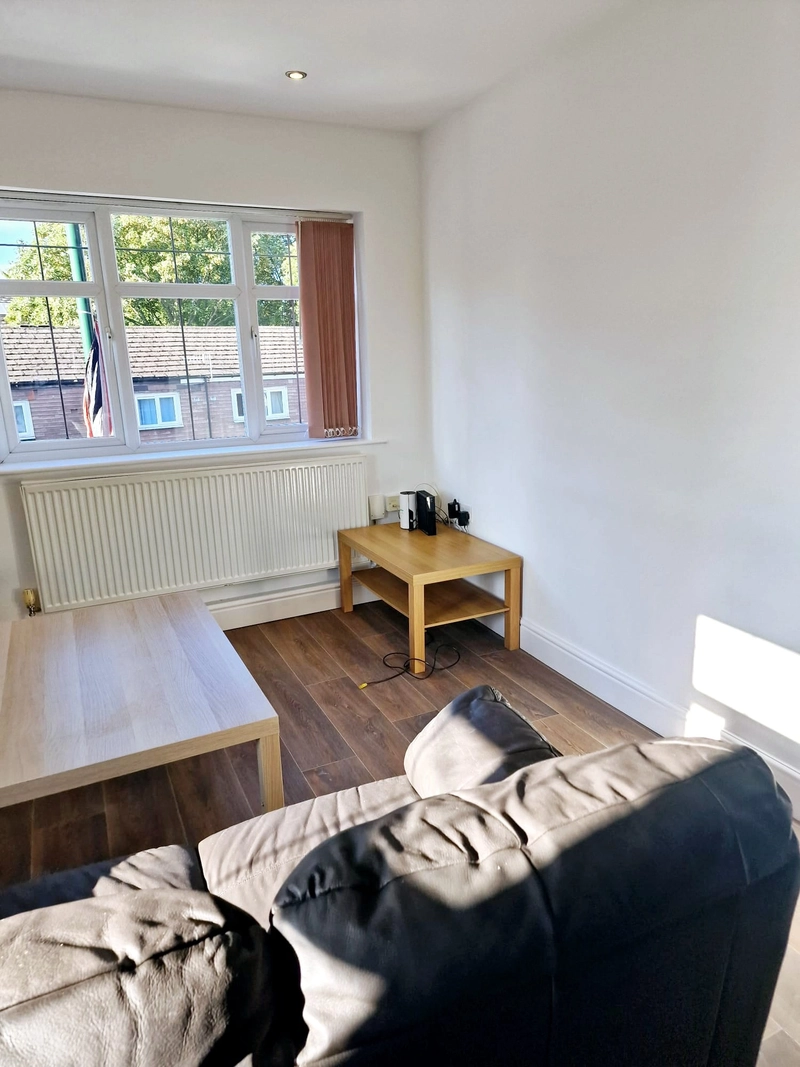 3 Bedroom Apartment - Flat 7,  Bawas place  - Alfreton Road - Thumbnail 23